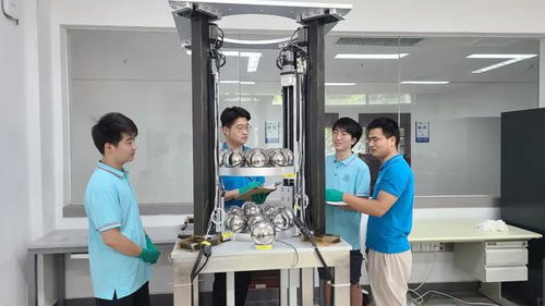 直擊 華中科技大學(xué)新學(xué)期的第一節(jié)課,比以往來得更精彩一些