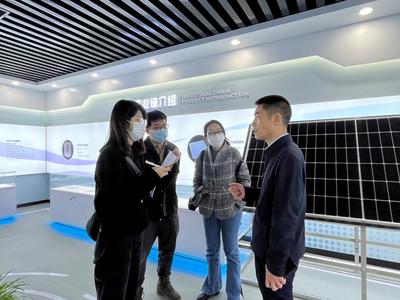 中心聯(lián)合工信部國(guó)合中心赴青海調(diào)研光伏產(chǎn)業(yè)發(fā)展現(xiàn)狀與科研創(chuàng)新